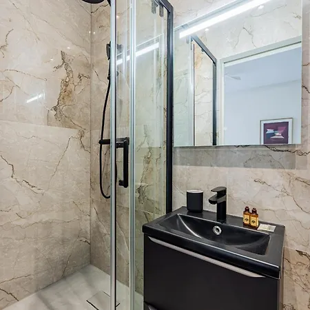 A33#republique#2 Bedrooms#marais#paris 03#ac *